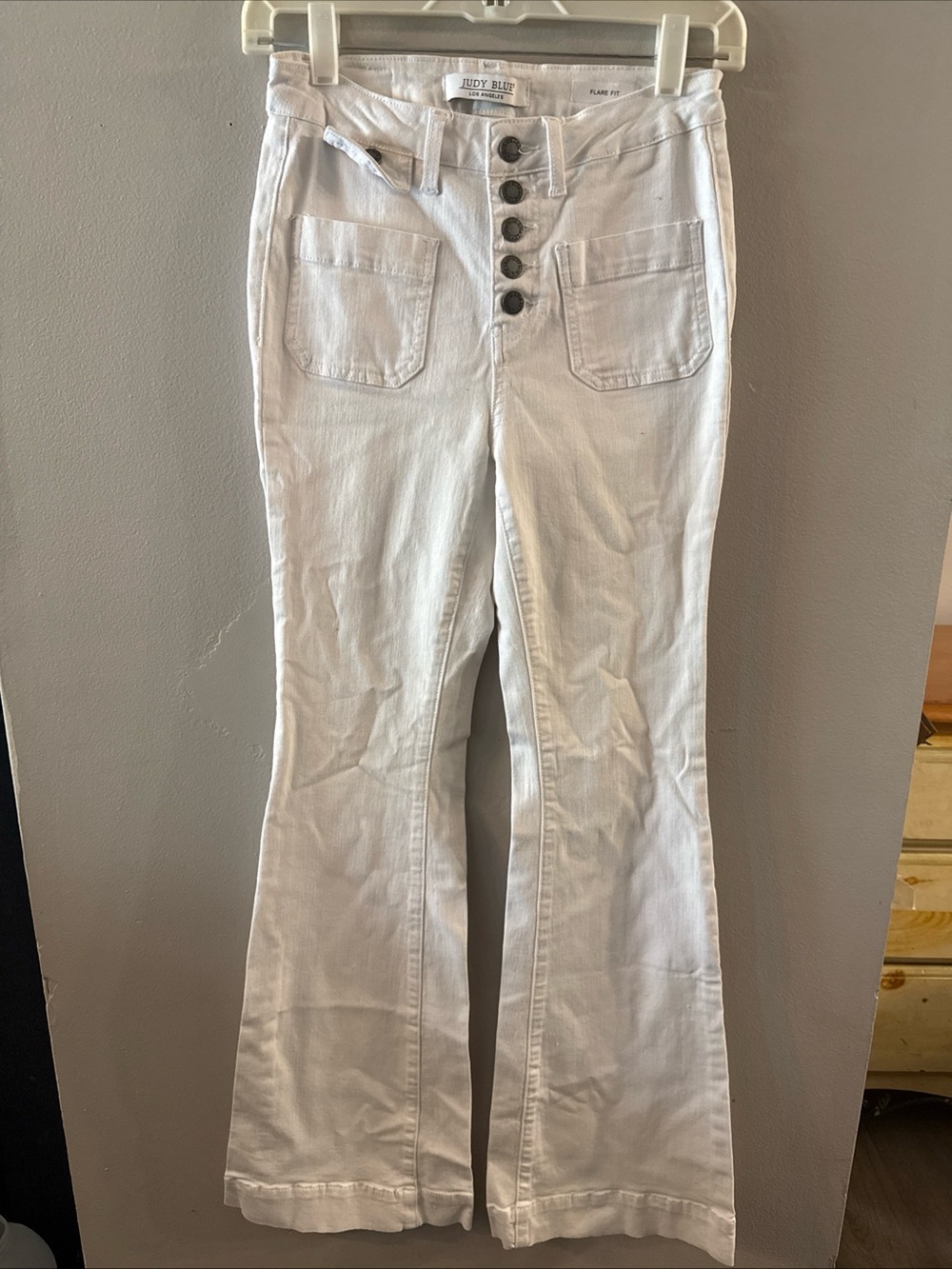 Judy blue Women's White Button-Fly Flare Jeans Sz 25 white s26